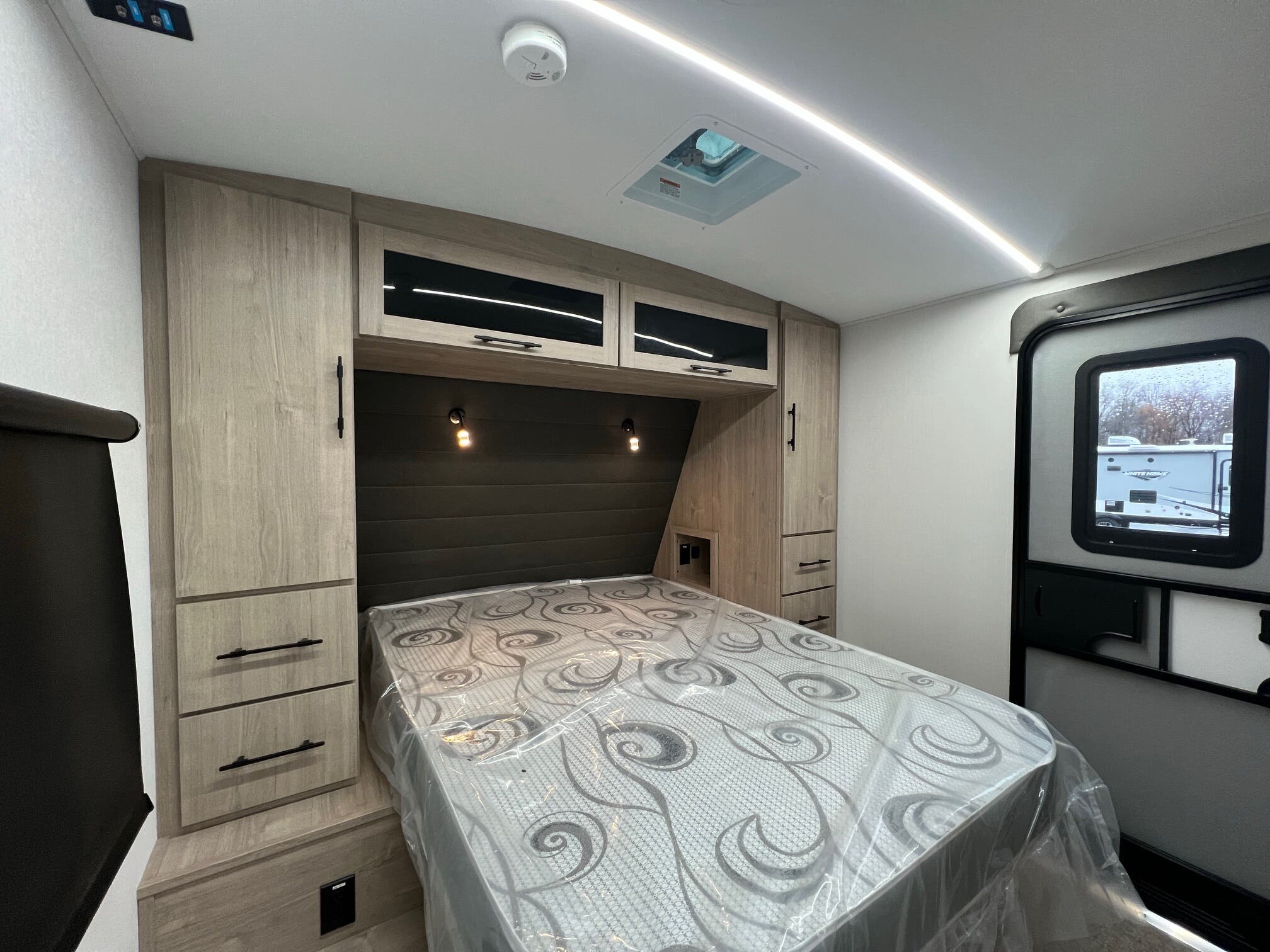 New 2026 Grand Design Imagine 2470BH for sale in Milford, DE