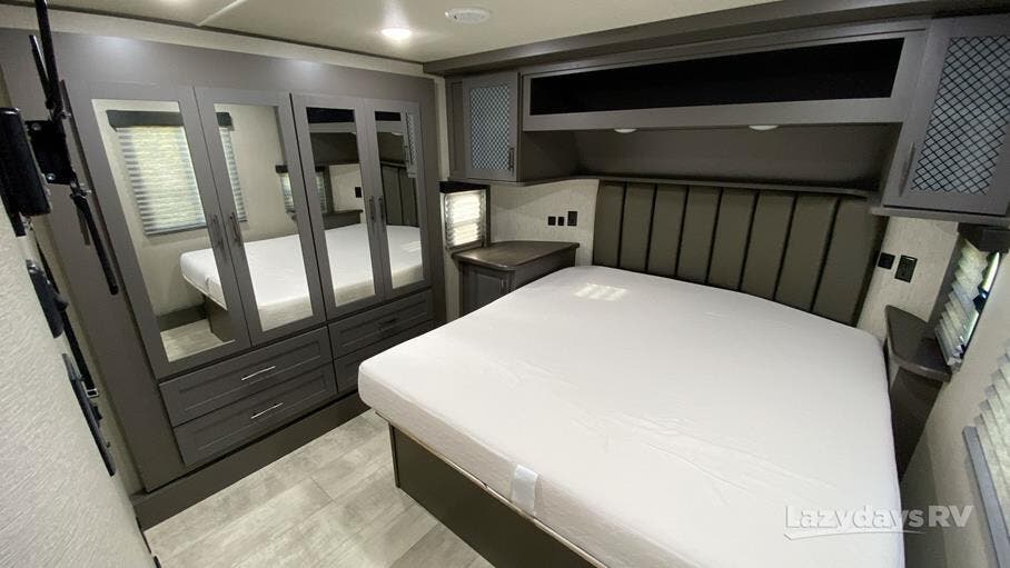 Used 2023 Grand Design Momentum G-Class (Fifth Wheel) 320G for sale in ...