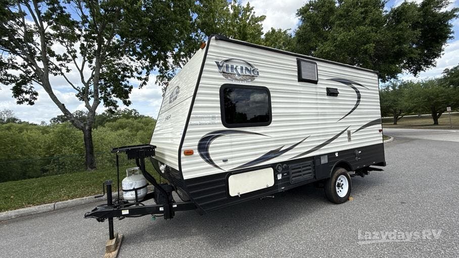 Used 2018 Coachmen Viking Saga 16SFB for sale in Seffner, FL