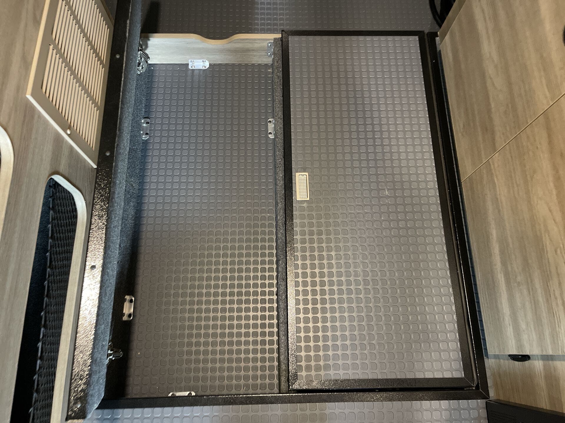 Solis/59PX/2026 image-28