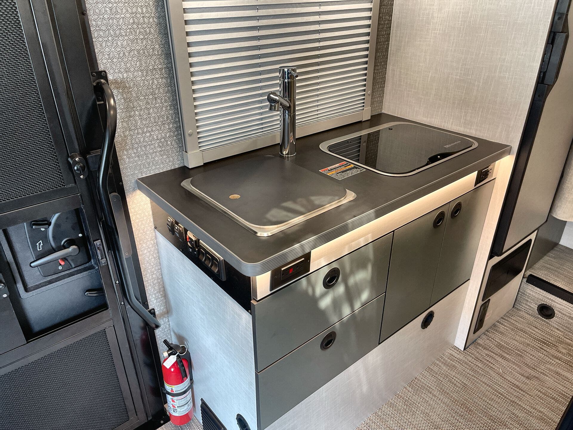 EKKO/22A/2026 image-14