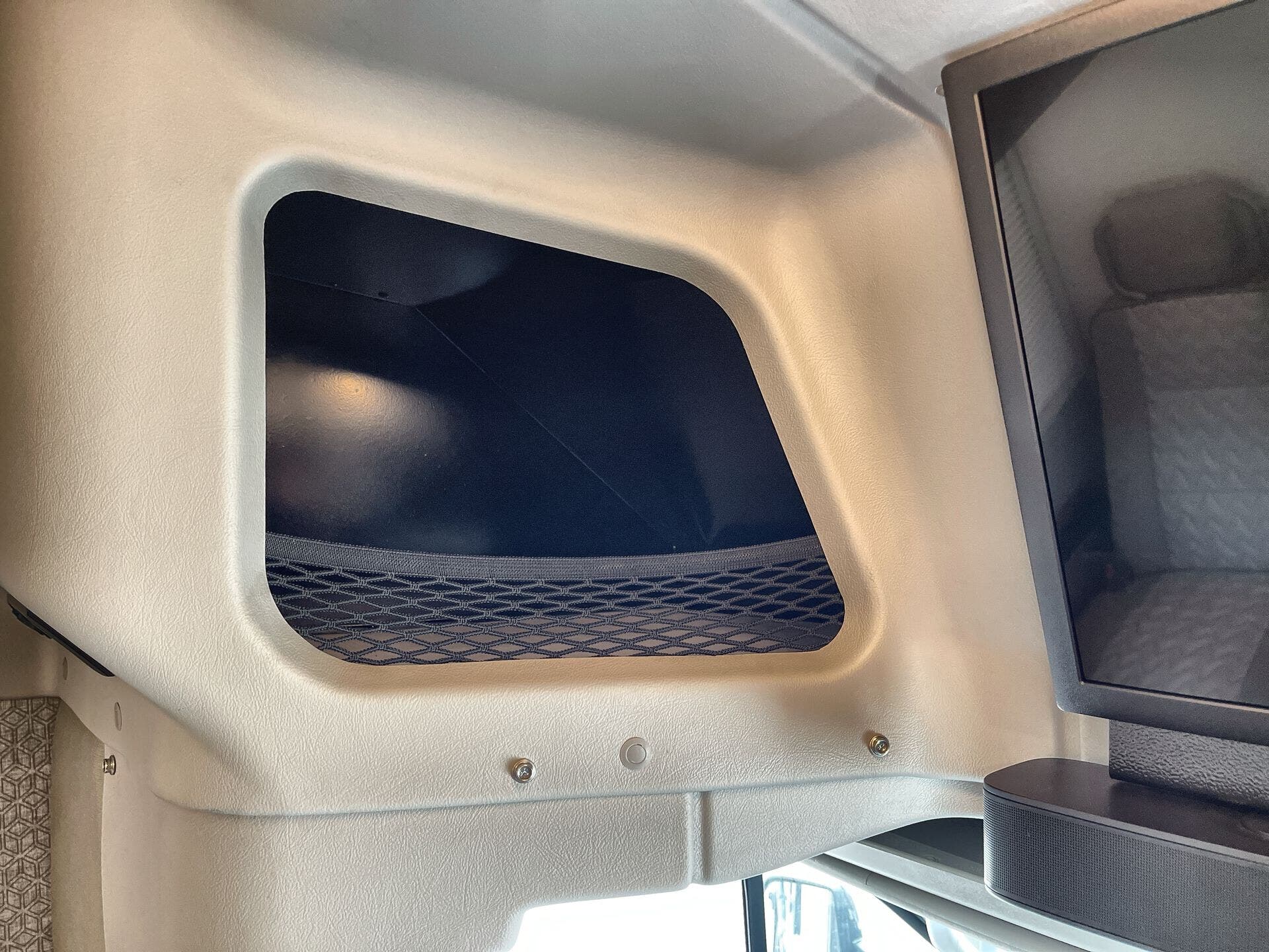 EKKO/22A/2026 image-23