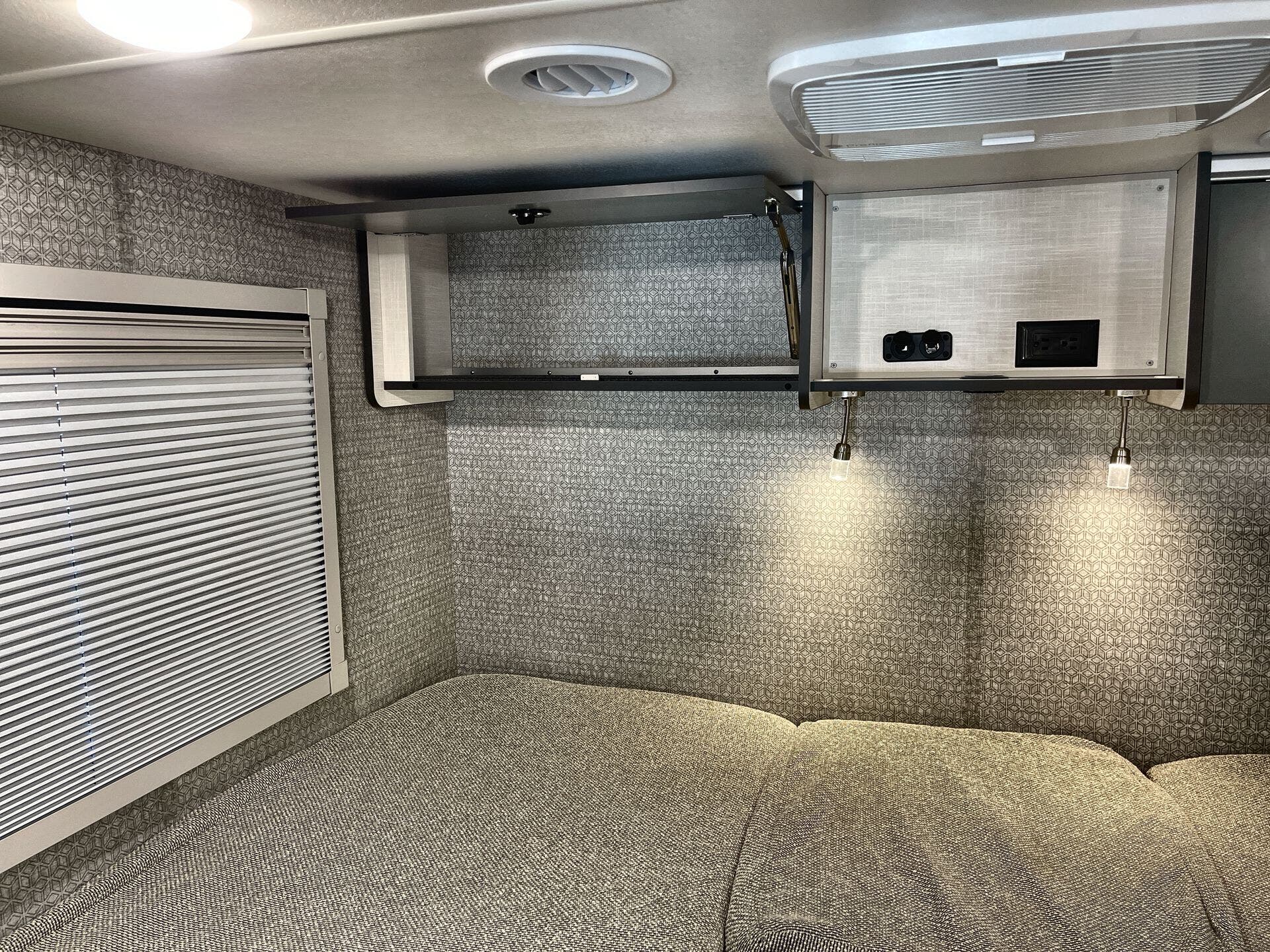 EKKO/22A/2026 image-29