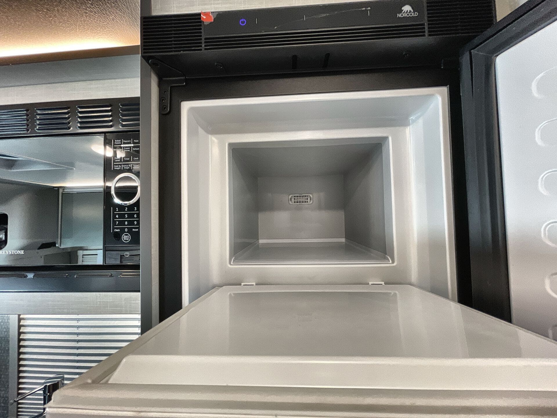 EKKO/22A/2026 image-12