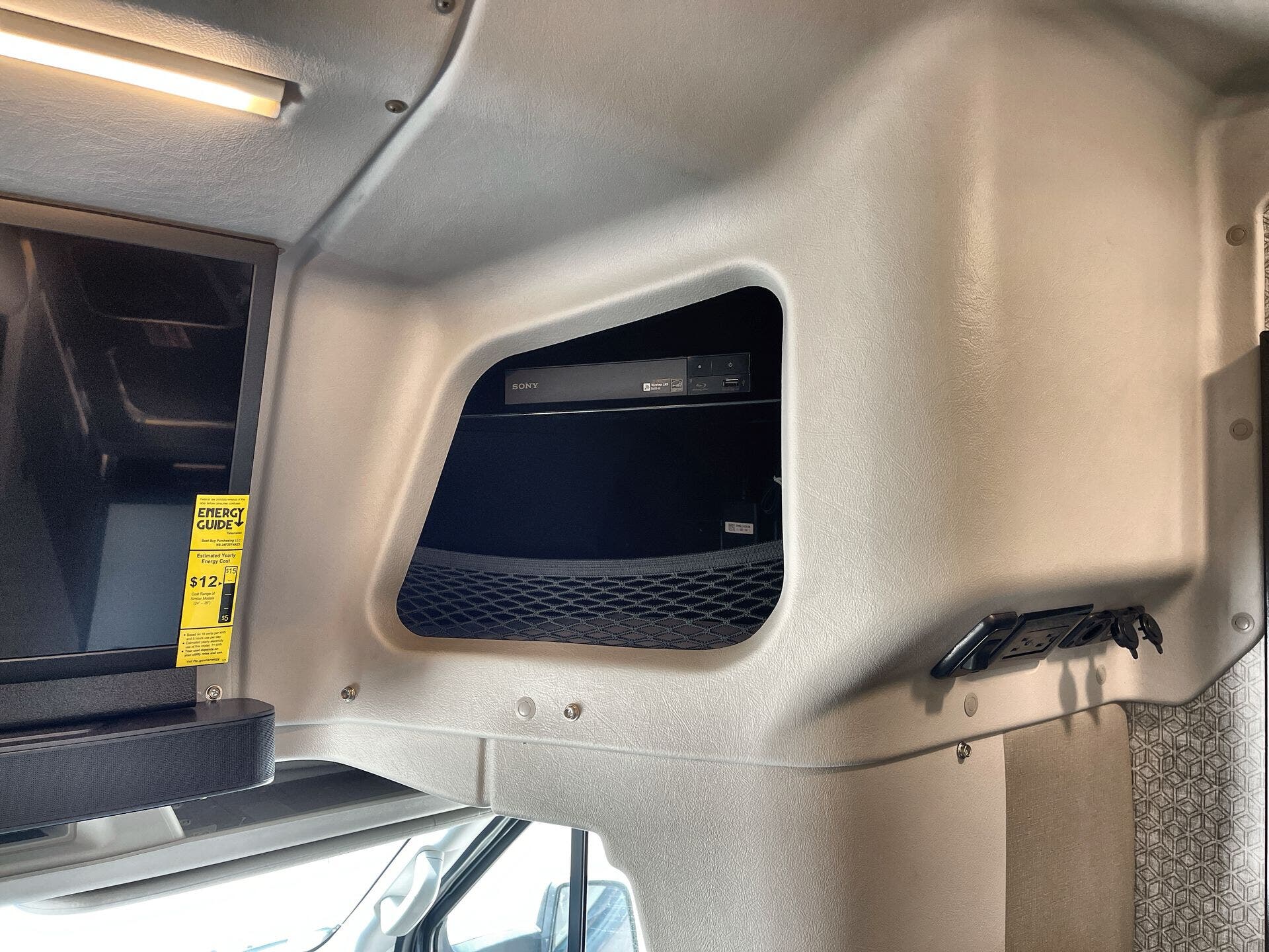 EKKO/22A/2026 image-22