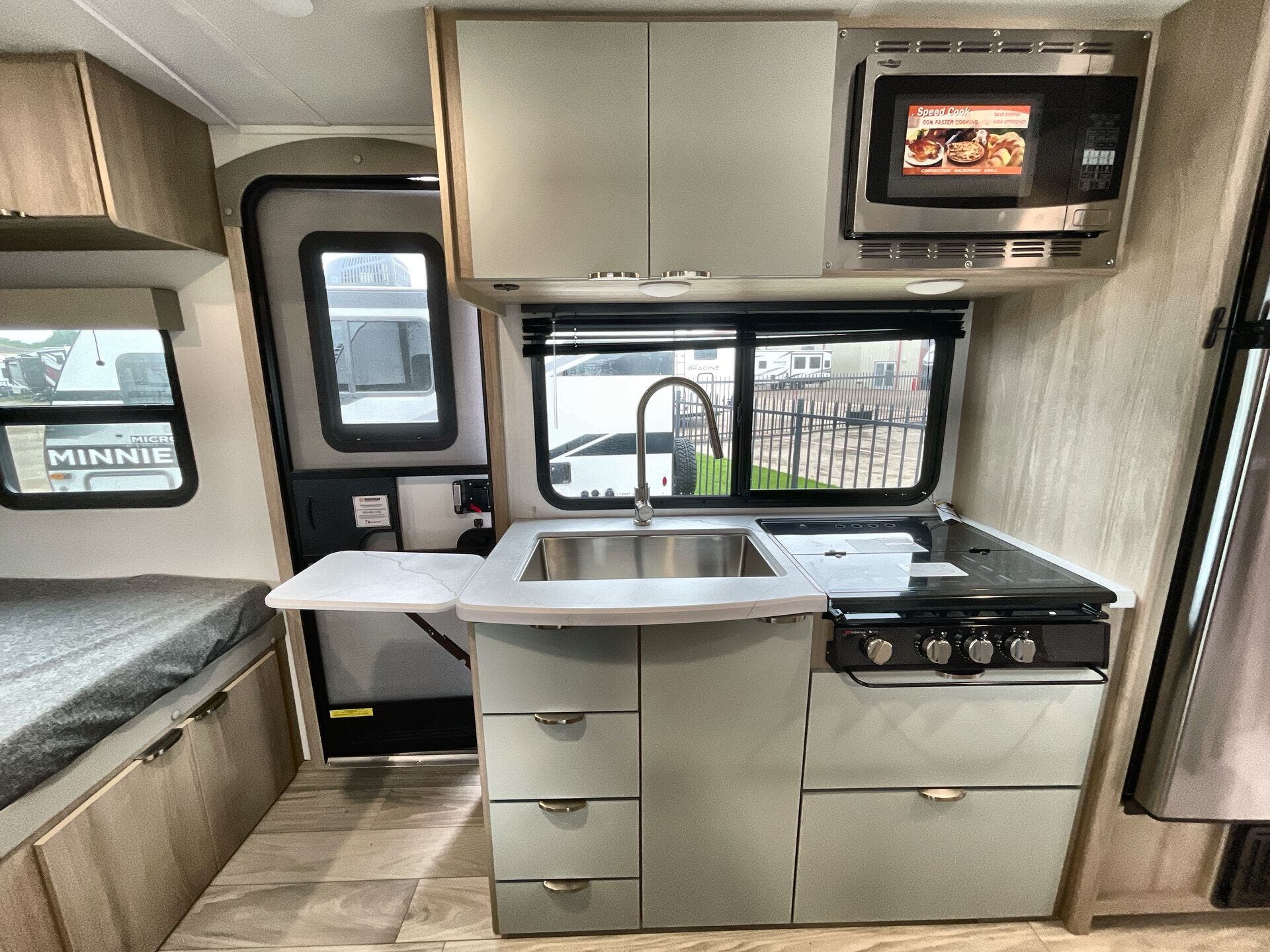 Detail Winnebago