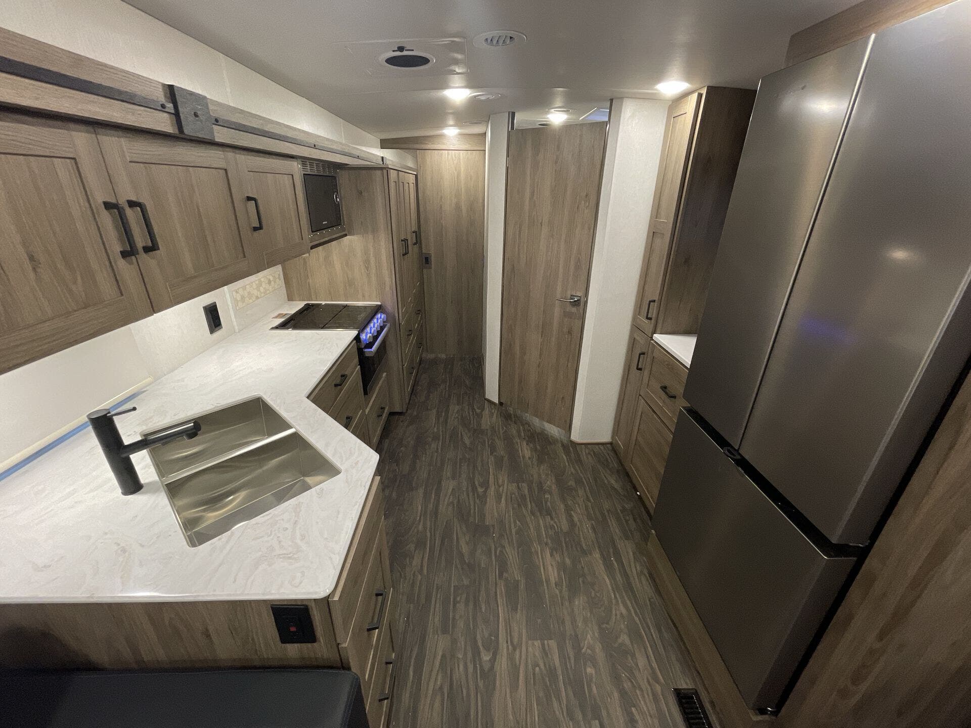 Vista/34R/2025 image-5