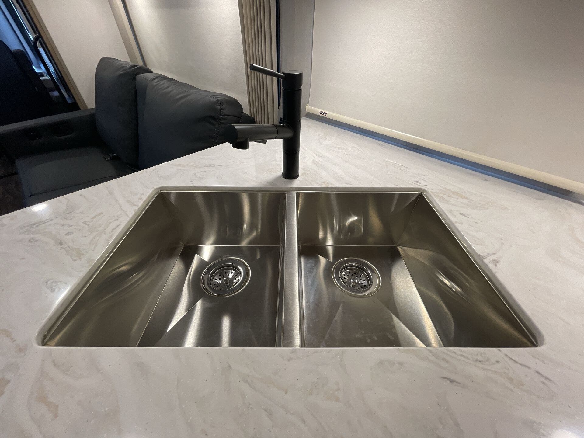 Vista/34R/2025 image-14