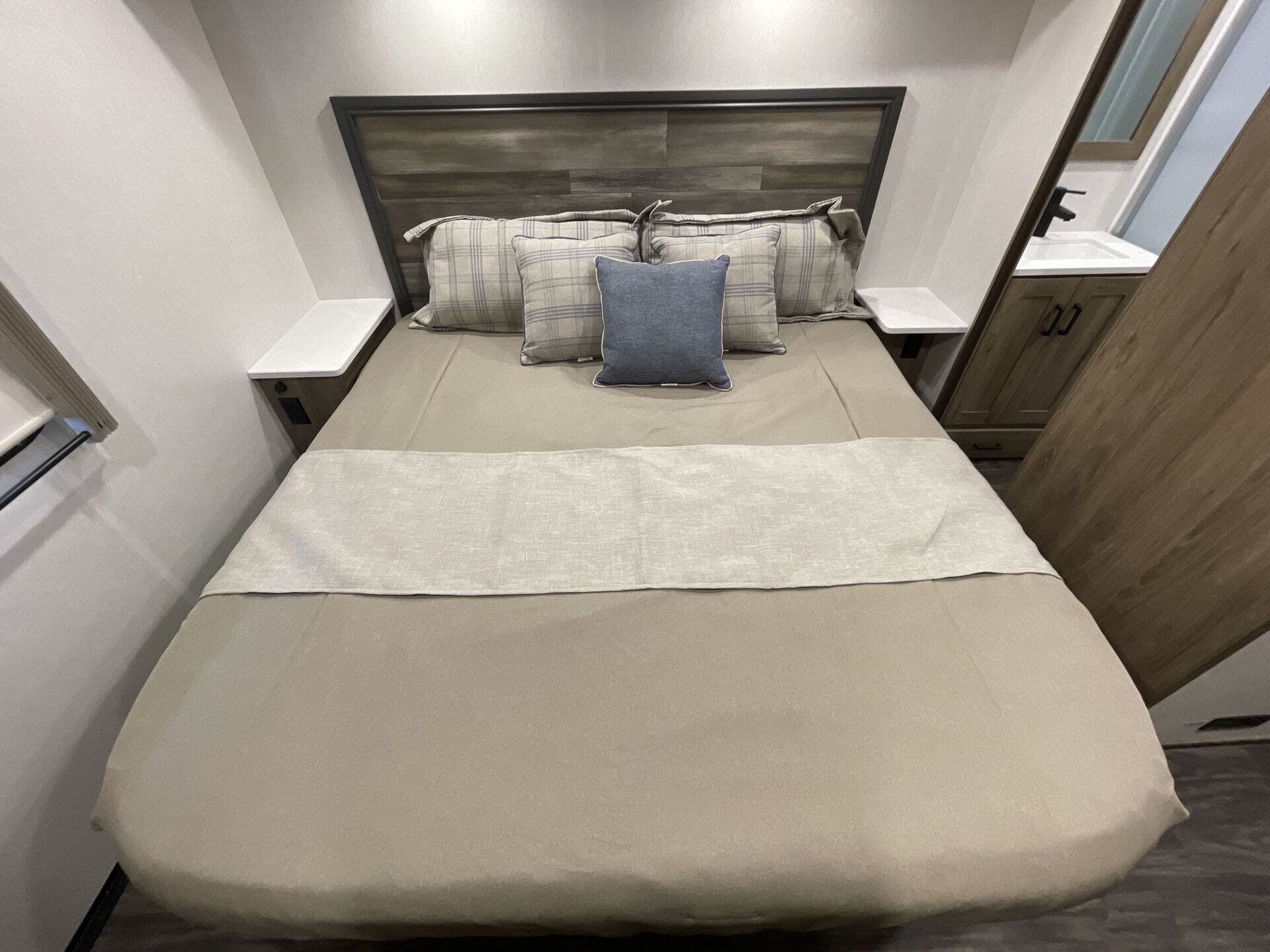 Vista/34R/2025 image-29