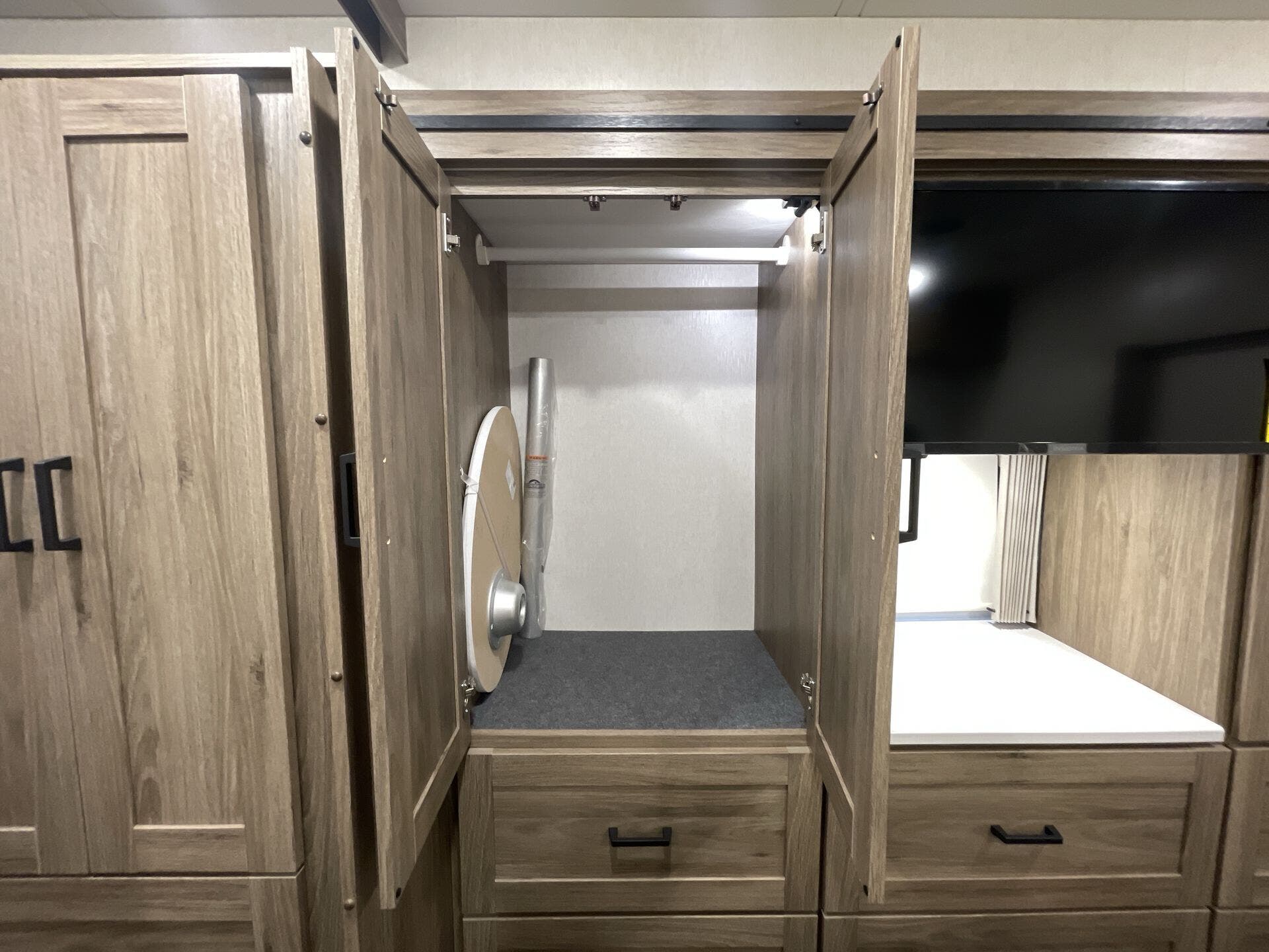 Vista/34R/2025 image-32