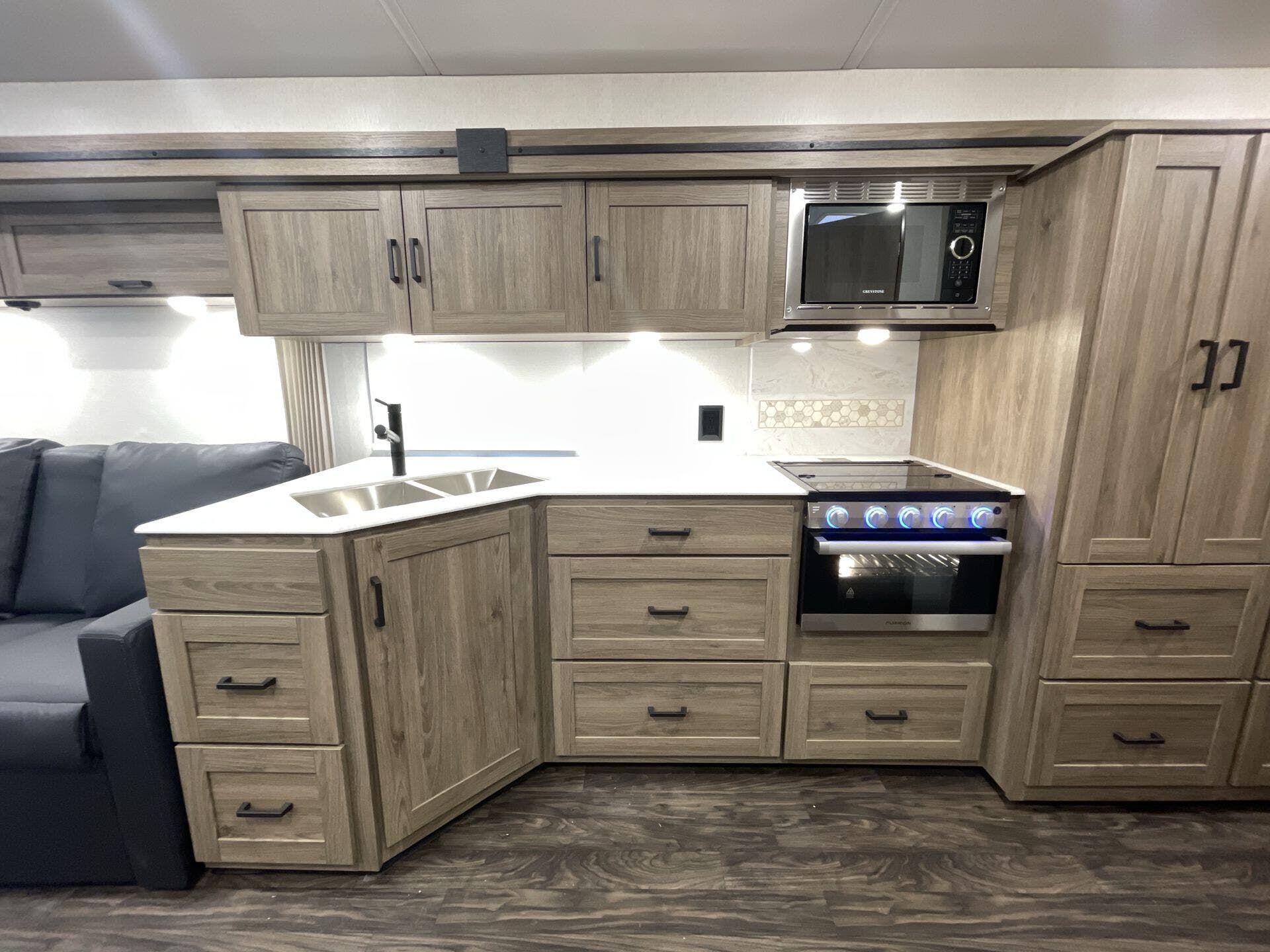 Vista/34R/2025 image-6