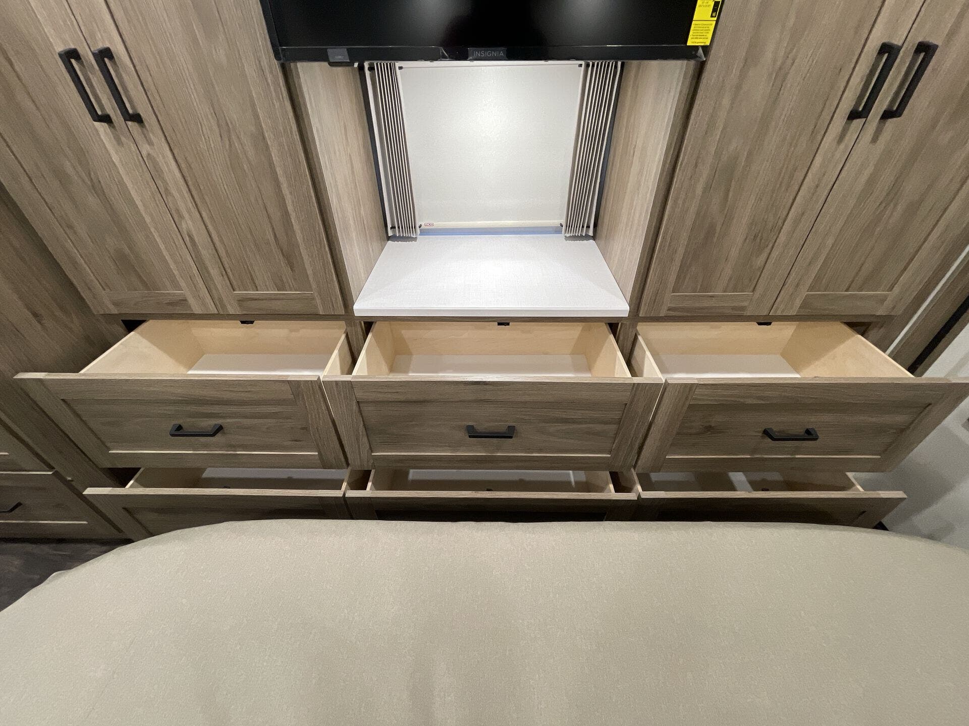 Vista/34R/2025 image-30