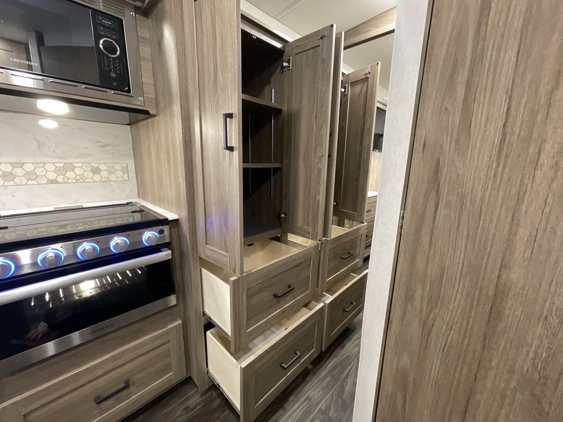 Vista/34R/2025 image-33