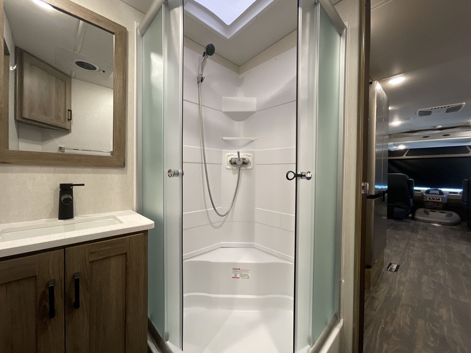 Vista/34R/2025 image-39