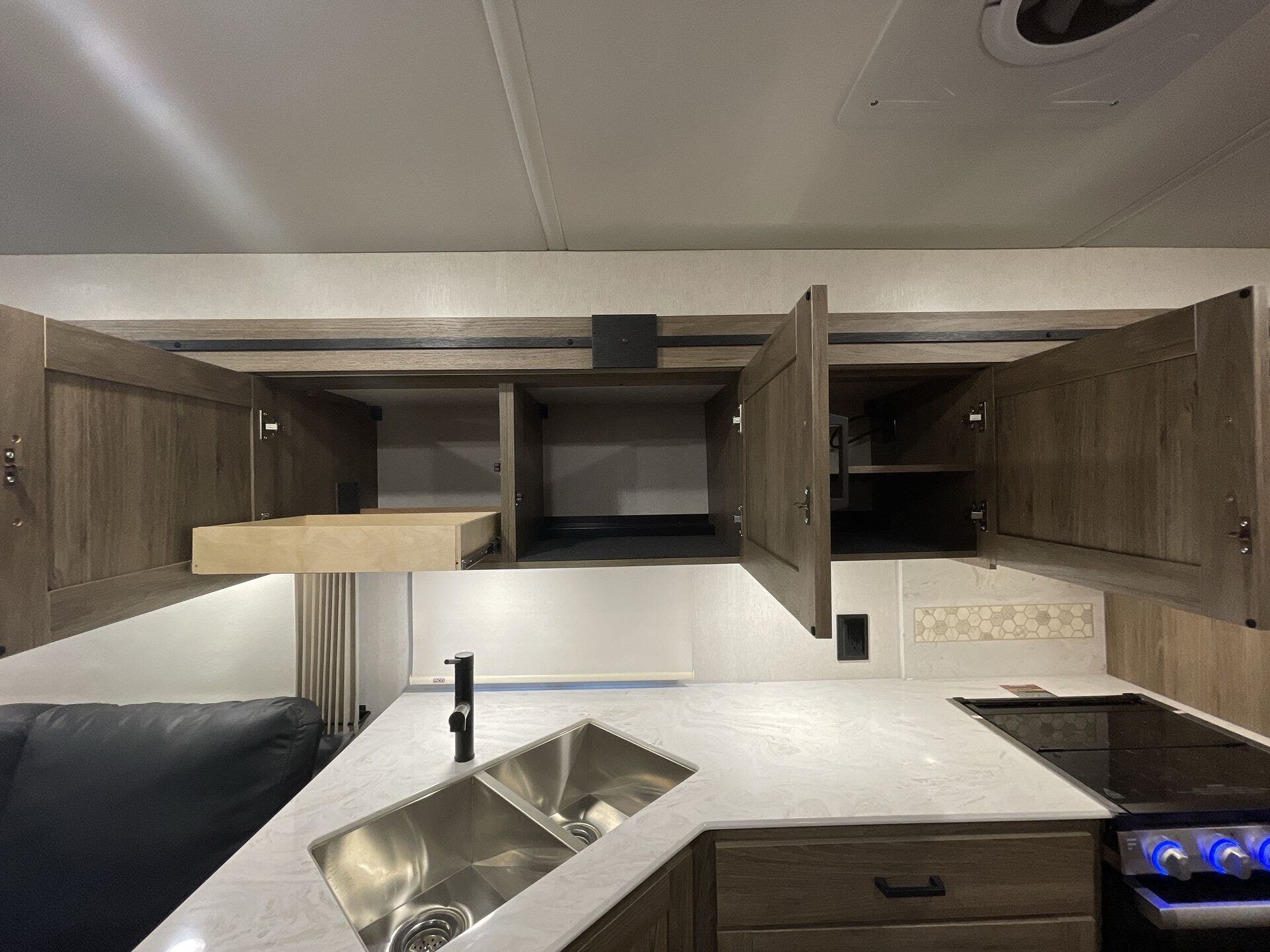 Vista/34R/2025 image-7