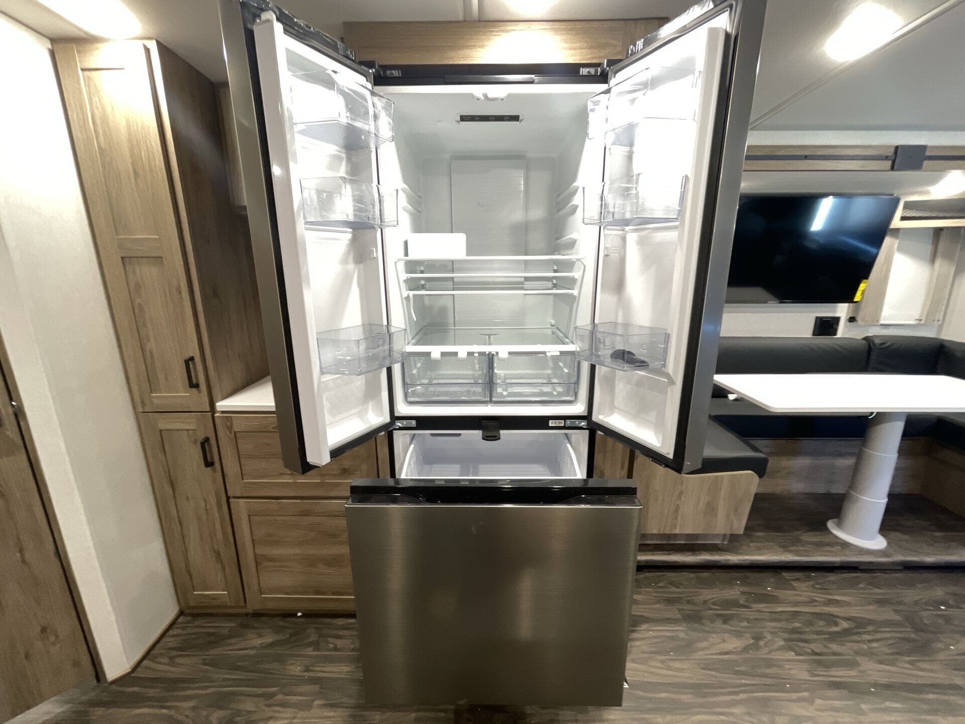 Vista/34R/2025 image-13