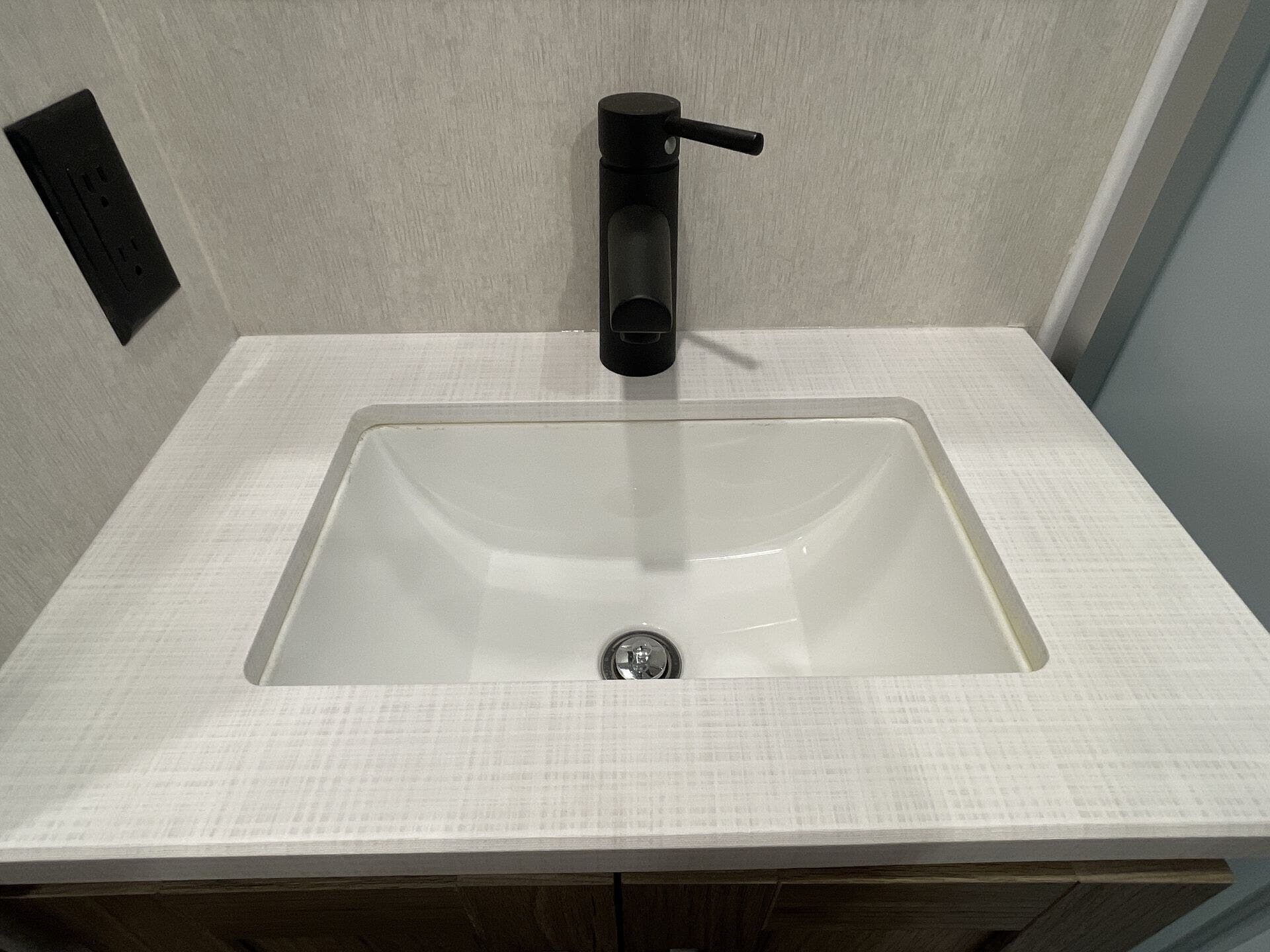 Vista/34R/2025 image-37