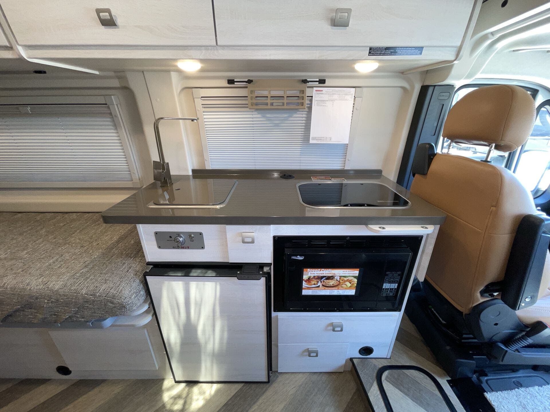 Travato/59K/2026 image-4