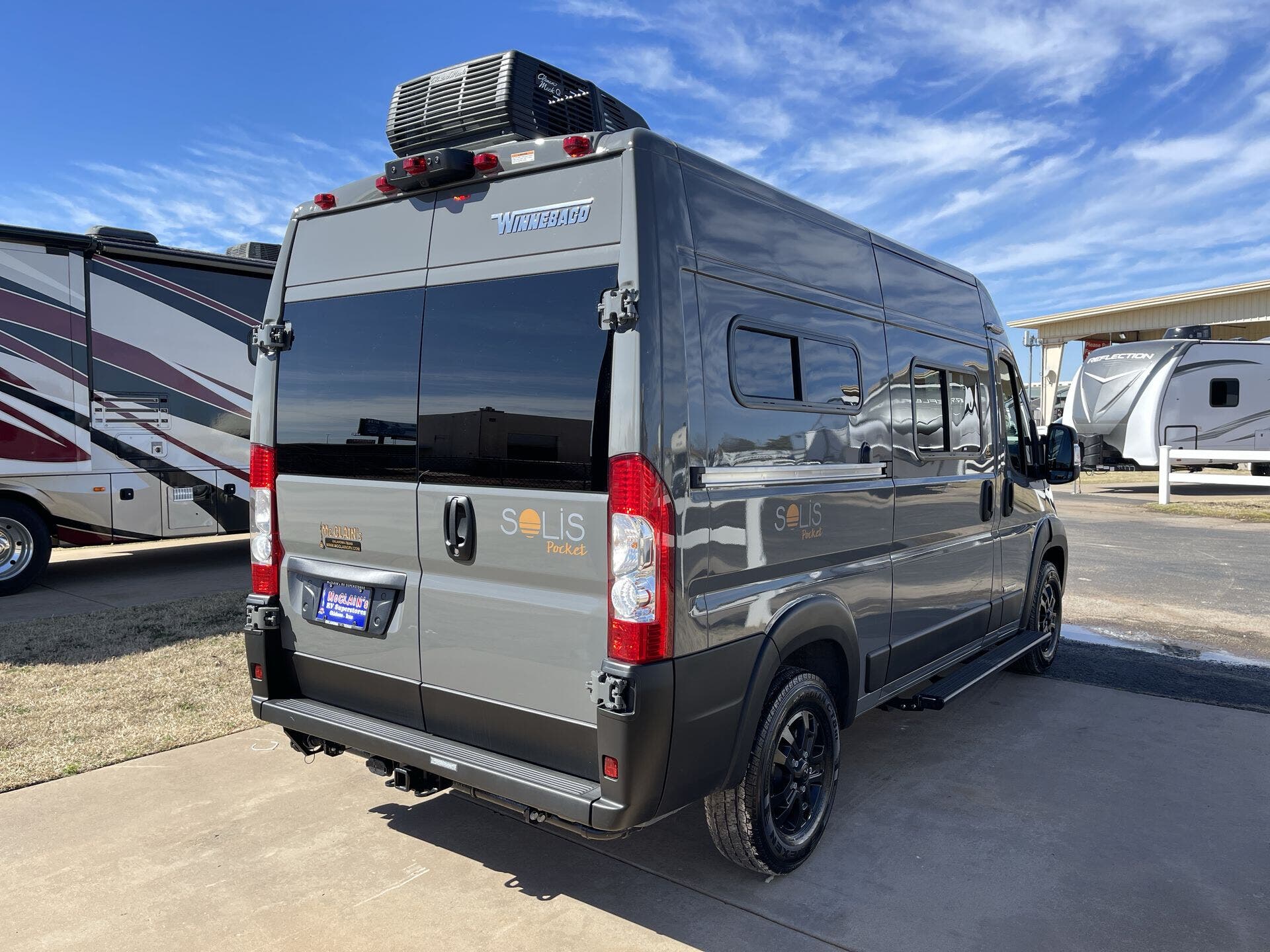 2023 Winnebago Solis Pocket 36a