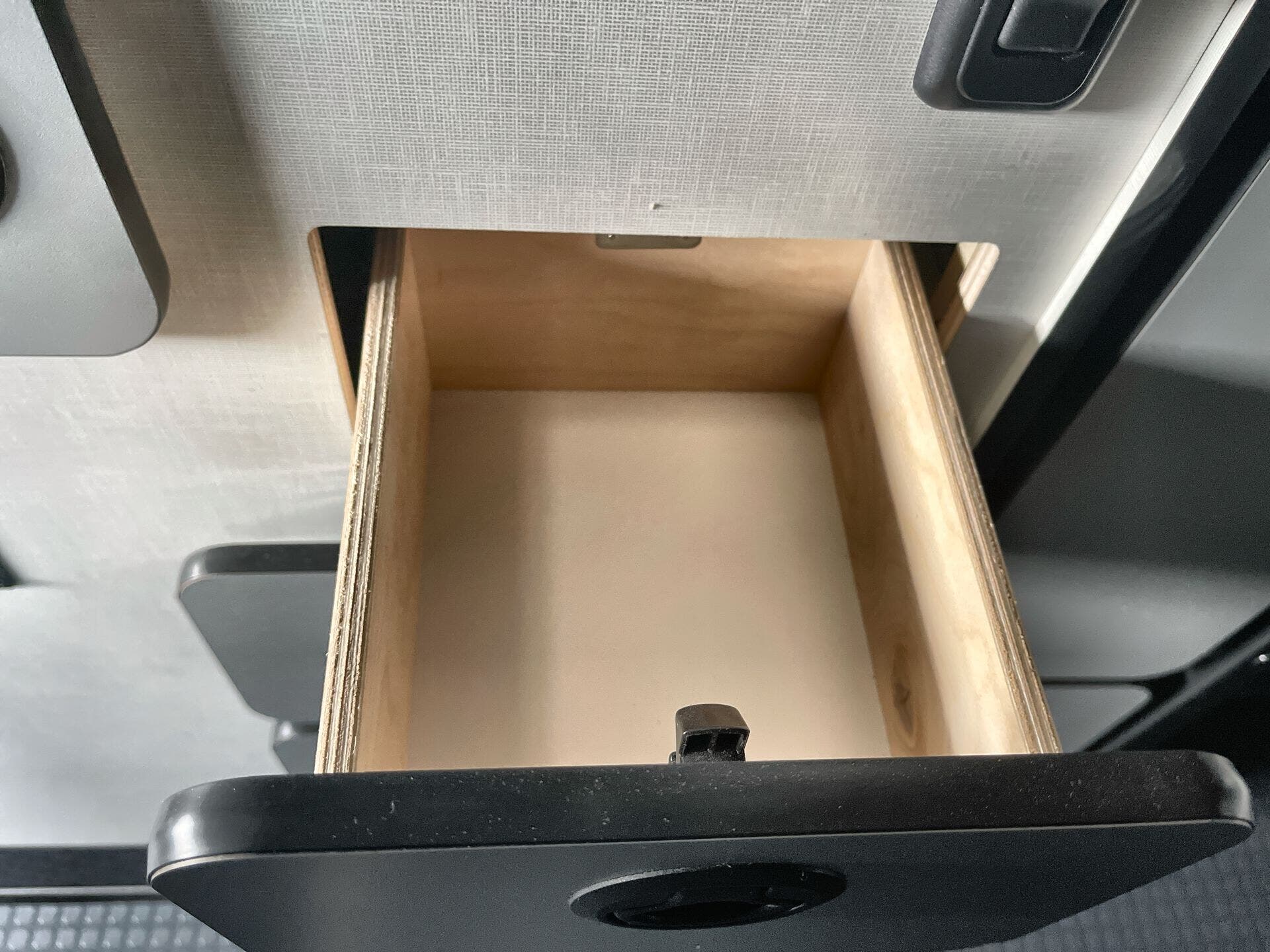 Revel Sport/44C/2026 image-14