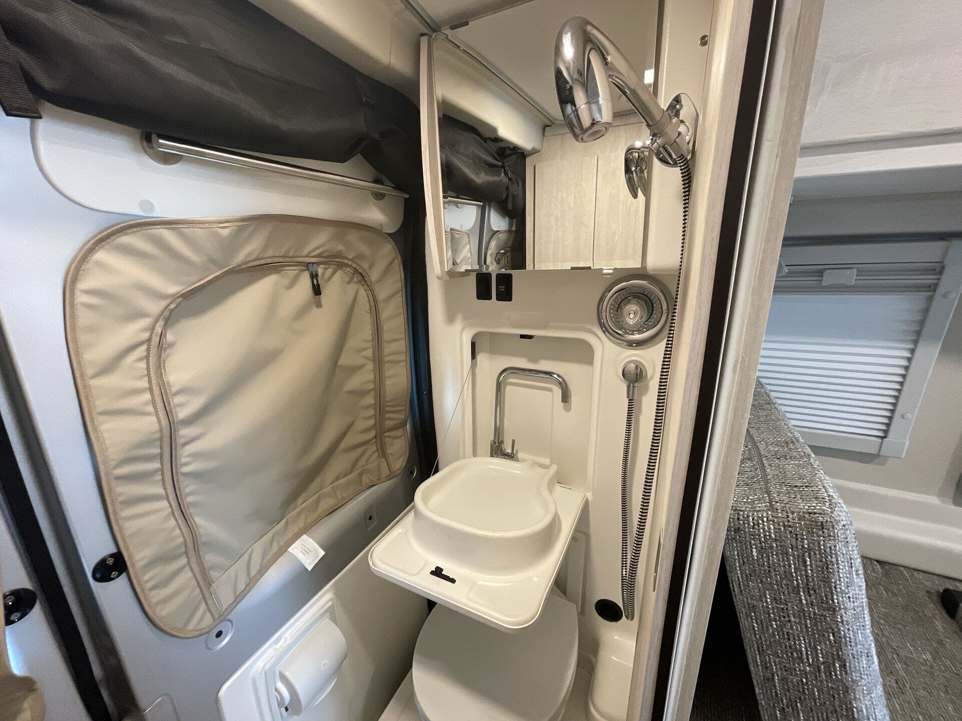 Travato/59K/2026 image-36