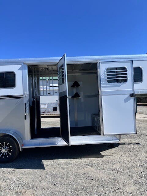 Trailer Photo 9