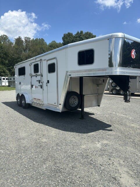 Trailer Photo 2