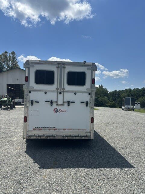 Trailer Photo 3