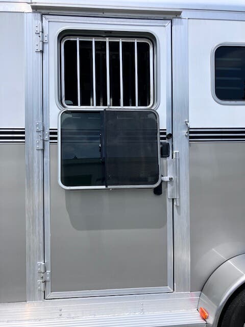 Trailer Photo 16