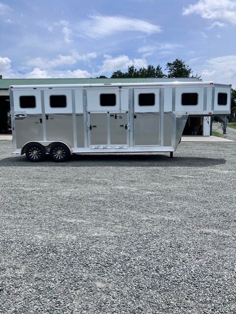 Trailer Photo 18