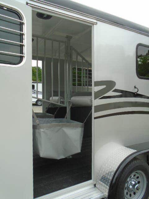 Trailer Photo 8