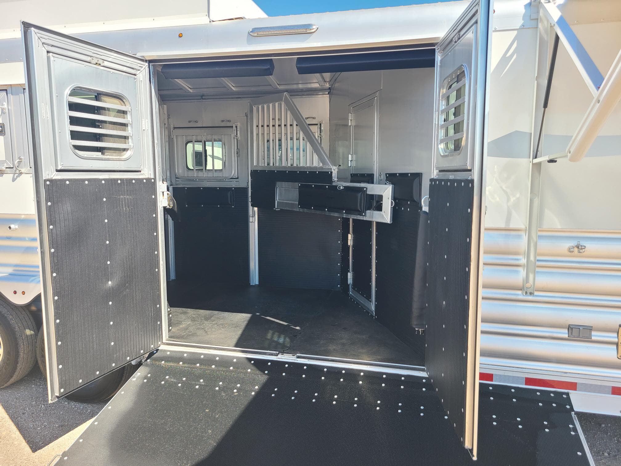 Trailer Photo 18