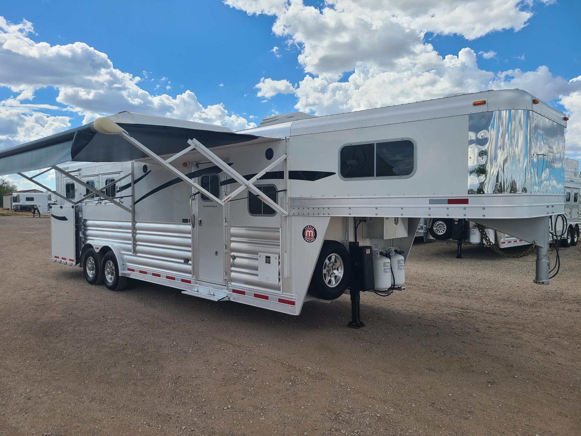 Trailer Photo 2
