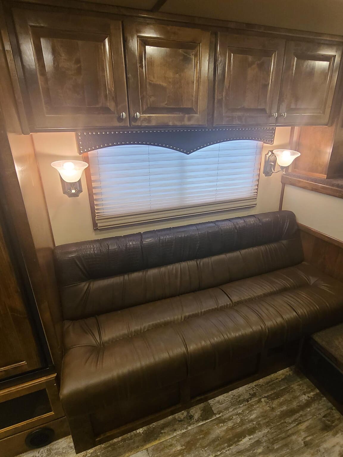 Trailer Photo 11