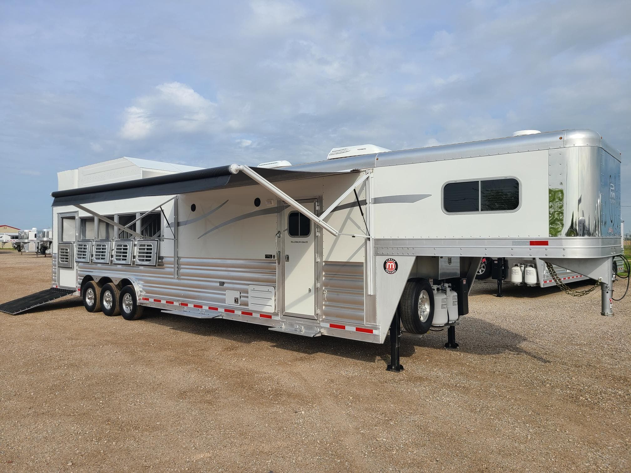 2027 Platinum Coach Outlaw 5H 12'10" Outlaw Bunk over Sofa & Corner Be