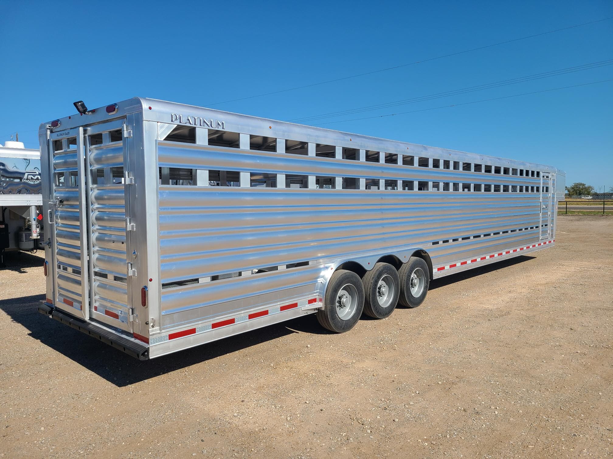 Trailer Photo 2