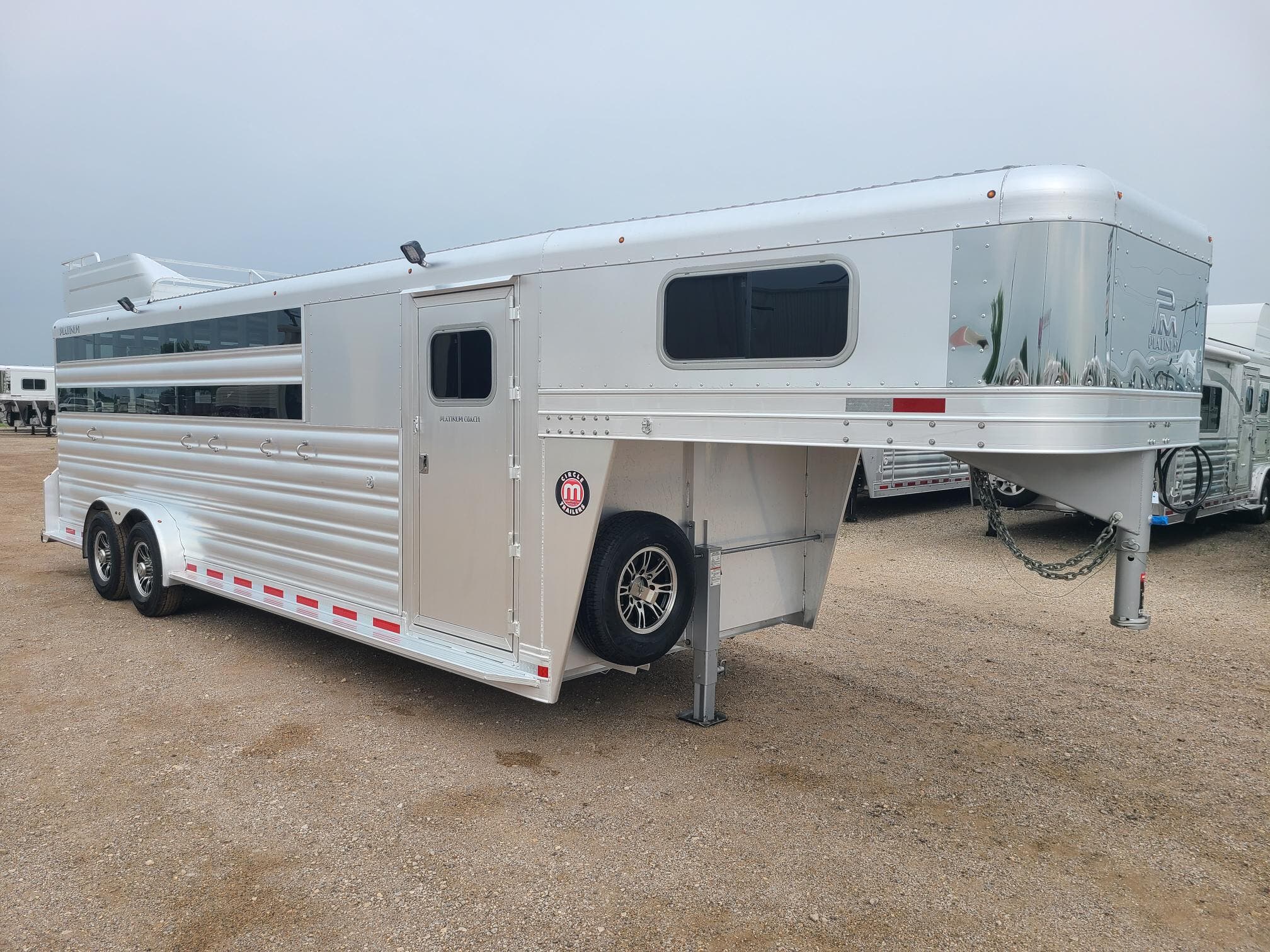 Trailer Photo 2