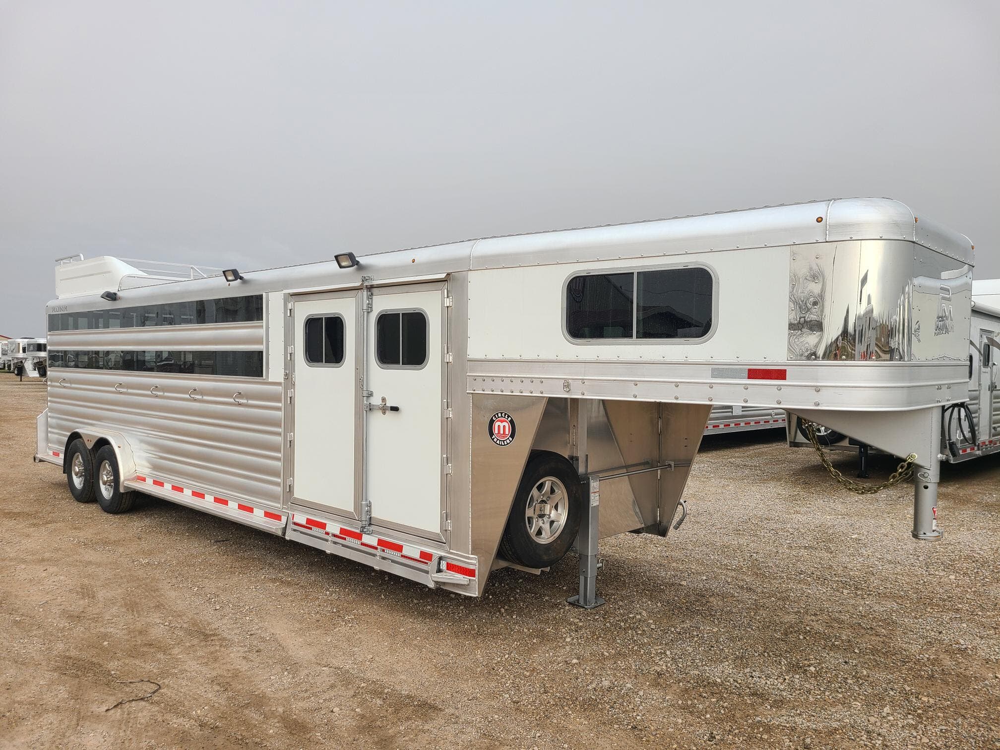 Trailer Photo 2