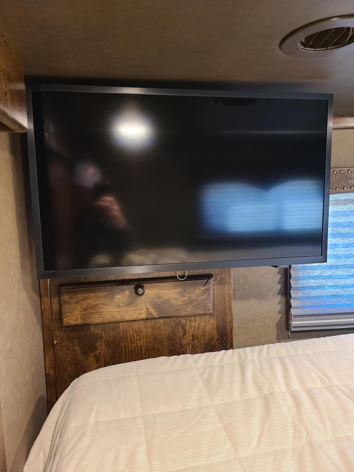 Trailer Photo 15