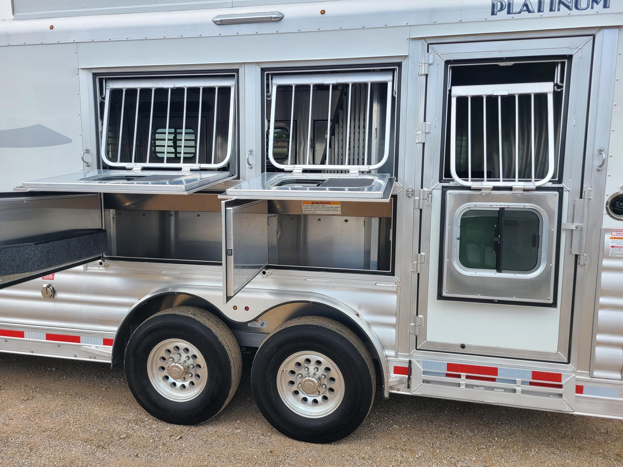 Trailer Photo 19