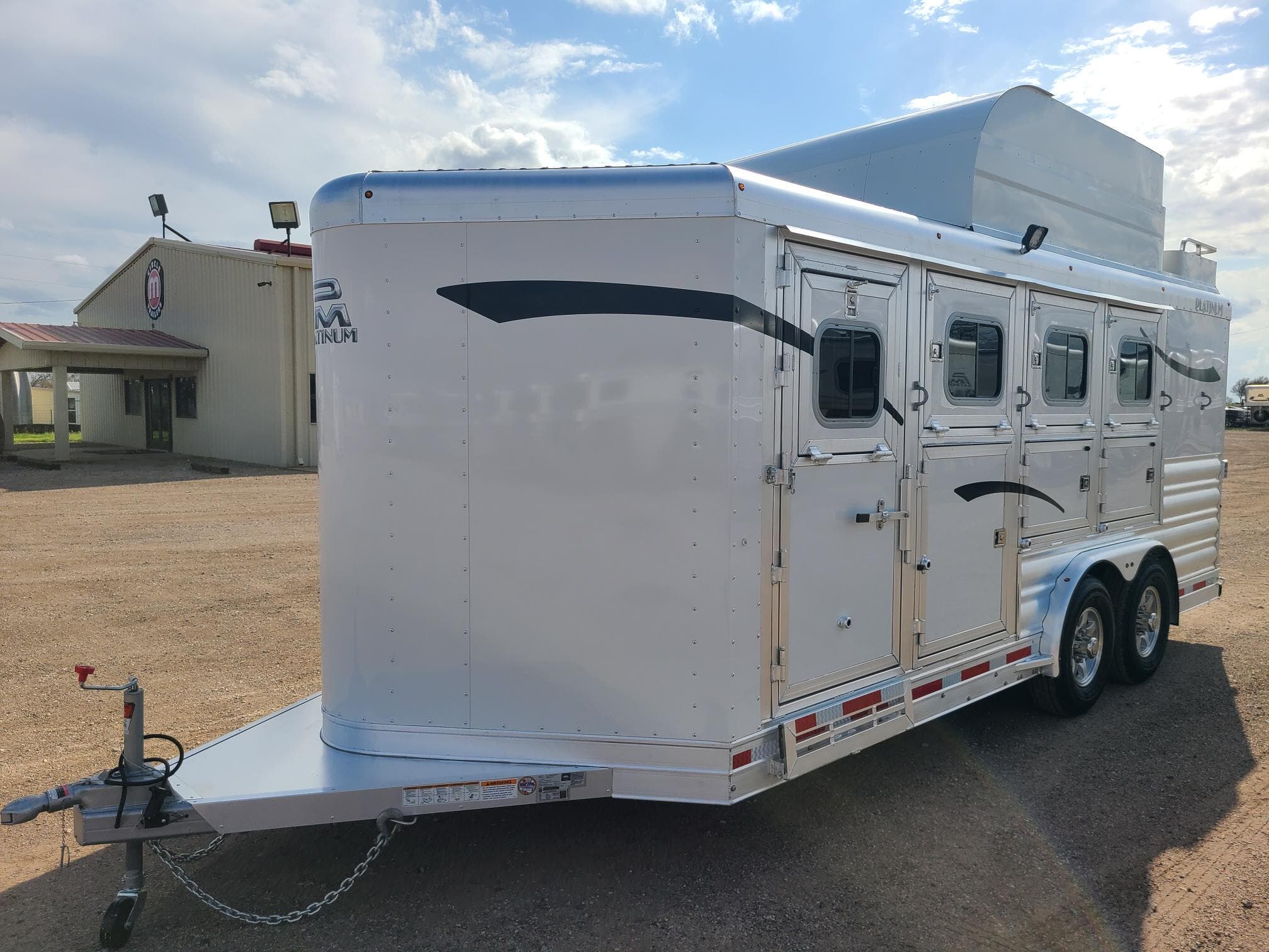 Trailer Photo 2