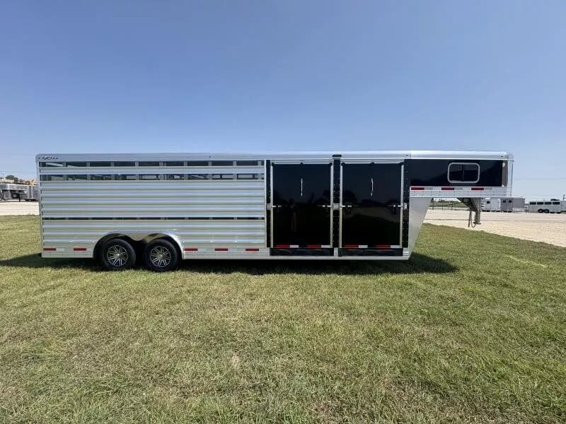 2026 Exiss STC 8024 24X8 Stock Combo Trailer W/Hydraulic Jac