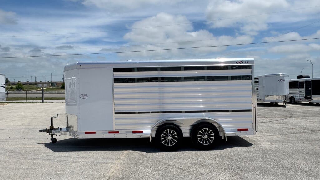 Trailer Photo 10