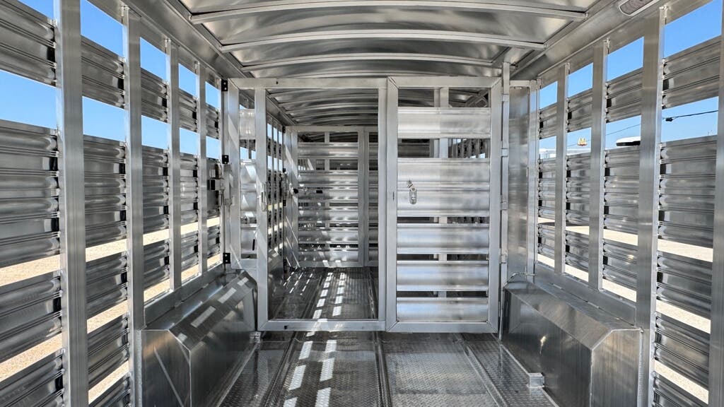 Trailer Photo 9
