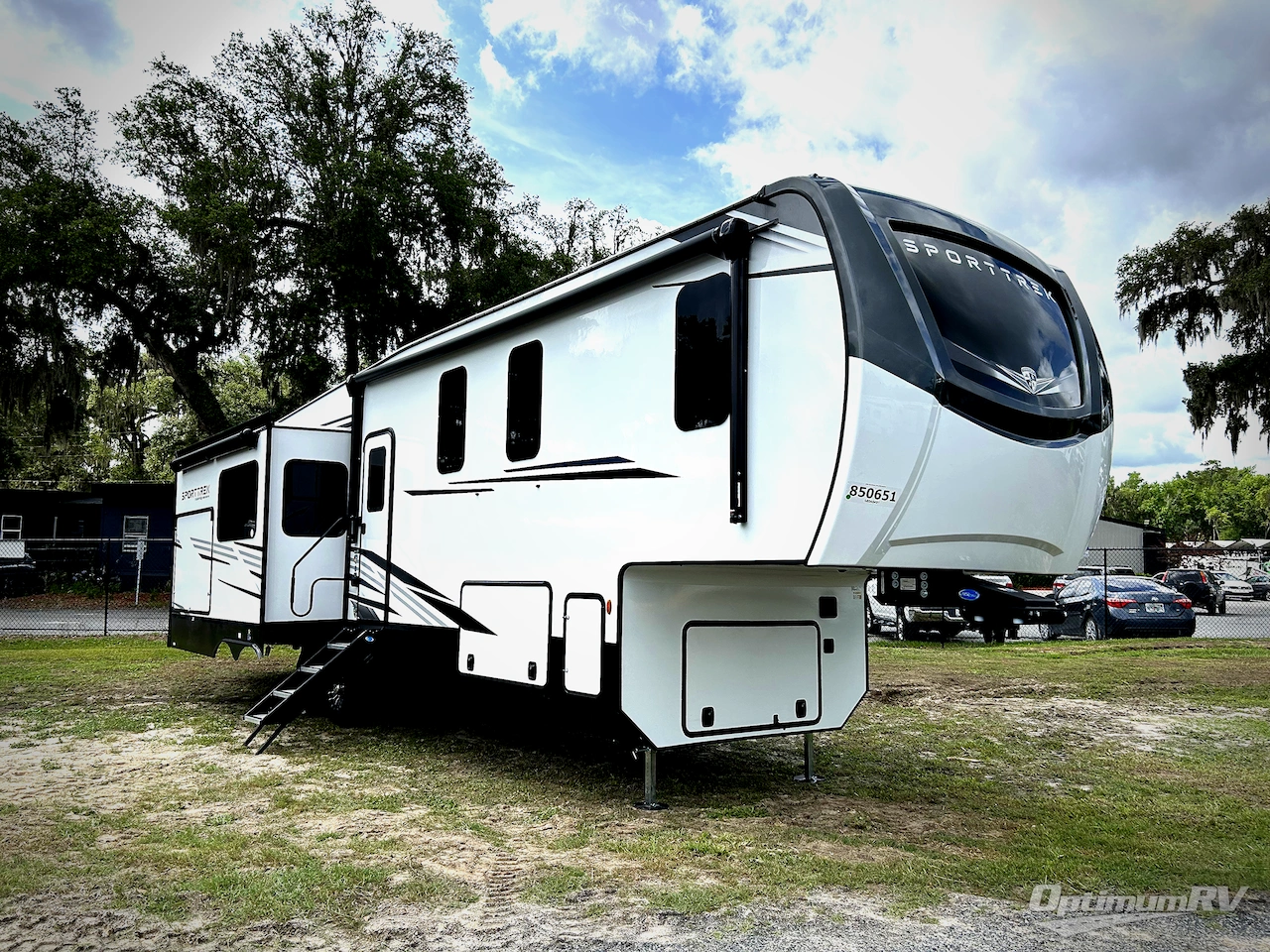 2025 Venture RV SportTrek Touring Edition