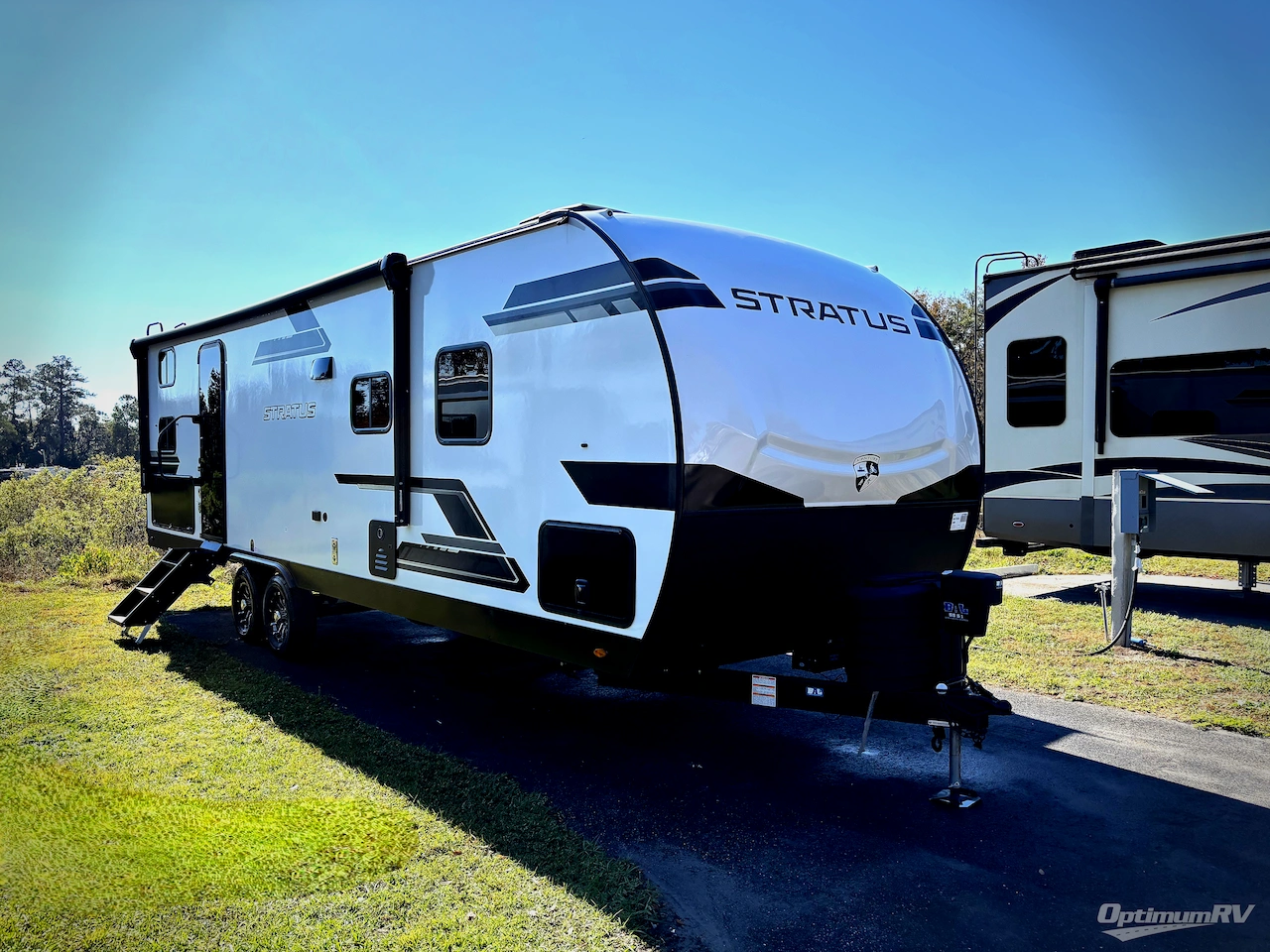 2026 Venture RV Stratus