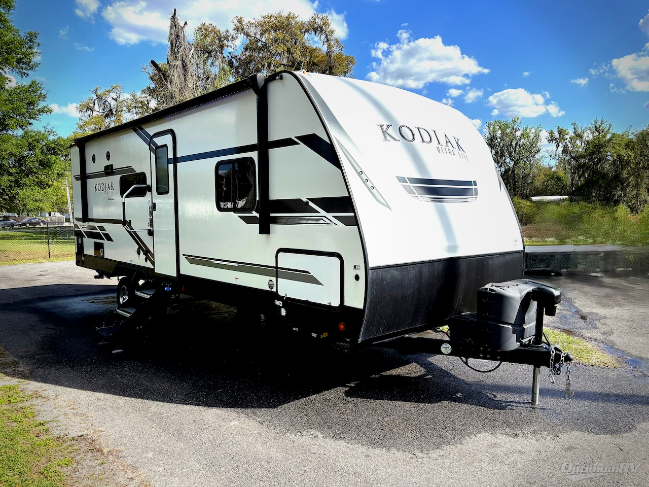 2021 Dutchmen Kodiak Ultra-Lite