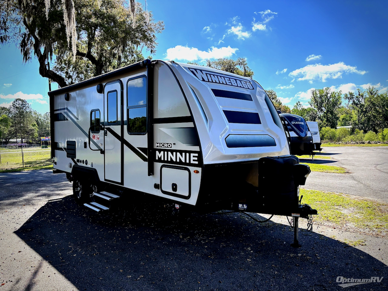 2023 Winnebago Micro Minnie