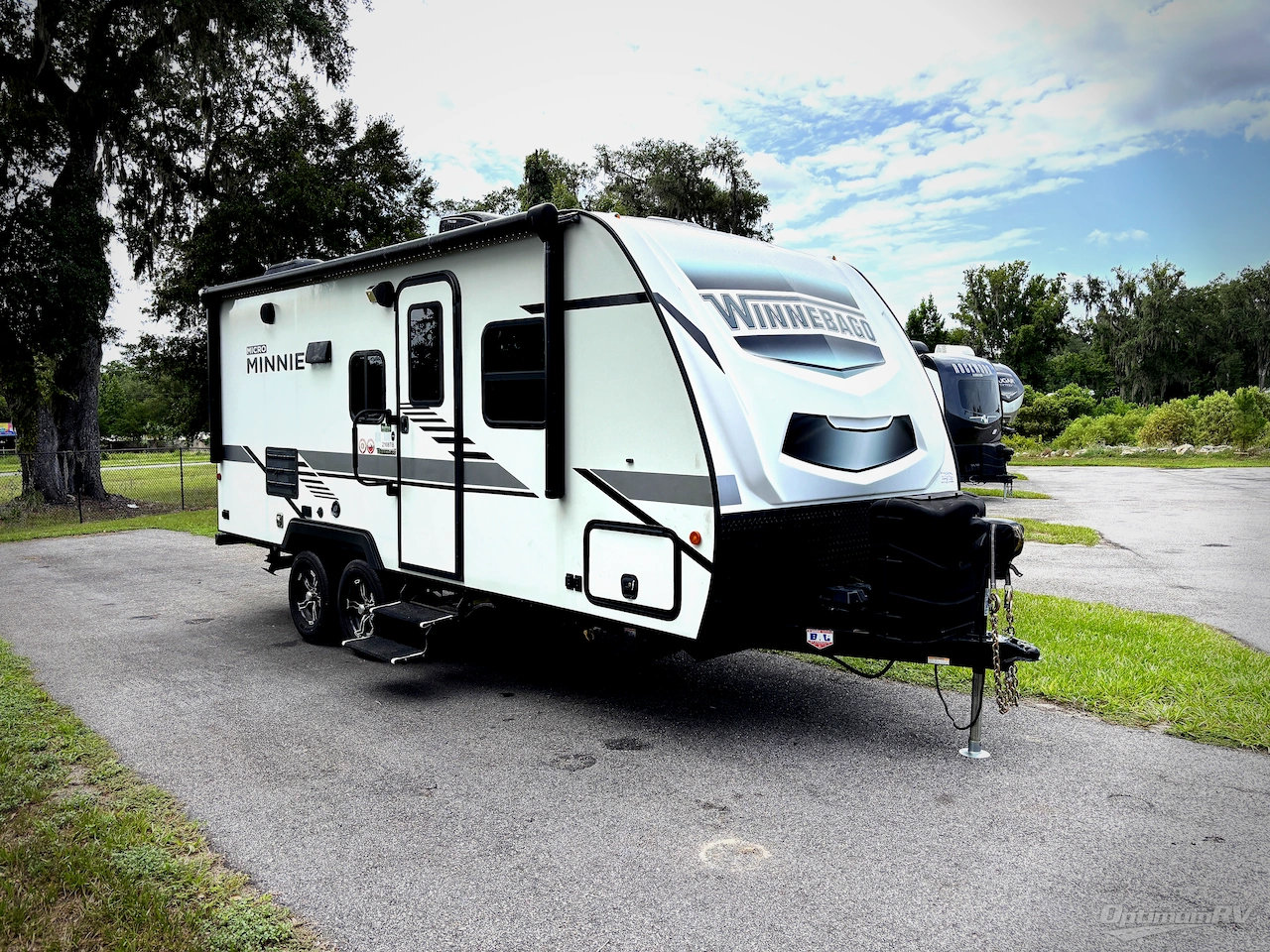 2021 Winnebago Micro Minnie