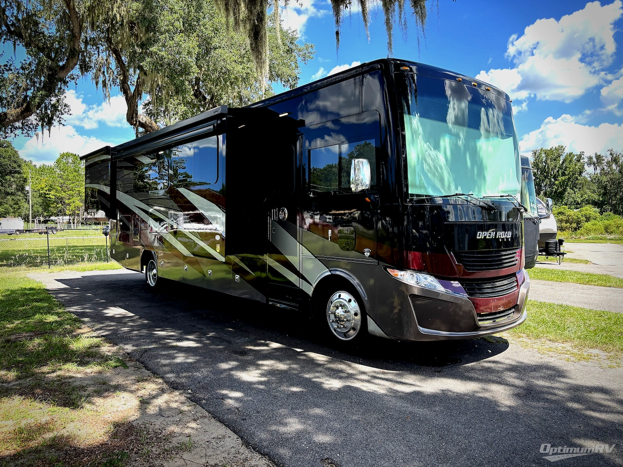 2022 Tiffin Open Road Allegro
